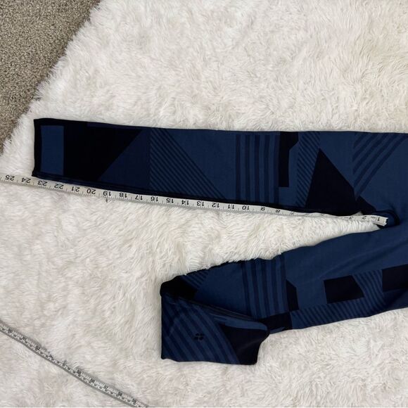 Sweaty Betty Interval Seamless 7/8 Leggings (XS) Sports tank M)Black and Navy - Picture 10 of 14